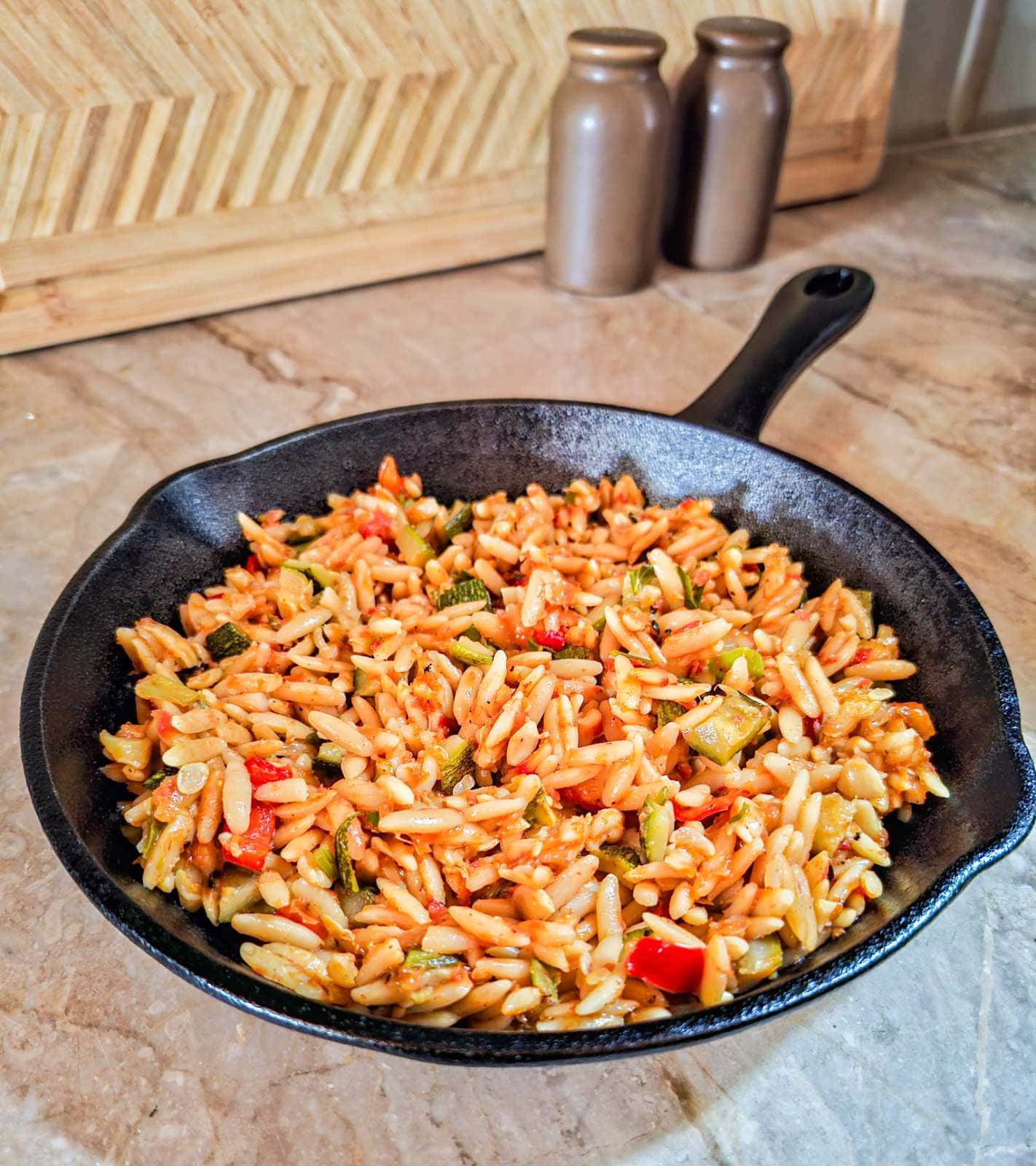 ΚΡΙΘΑΡΑΚΙ ΜΕ ΛΑΧΑΝΙΚΑ